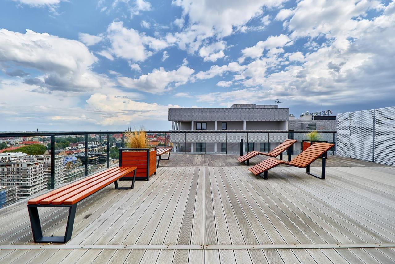 Apartment Wroclaw Sikorskiego With Free Garage By Renters Prestige Exterior photo