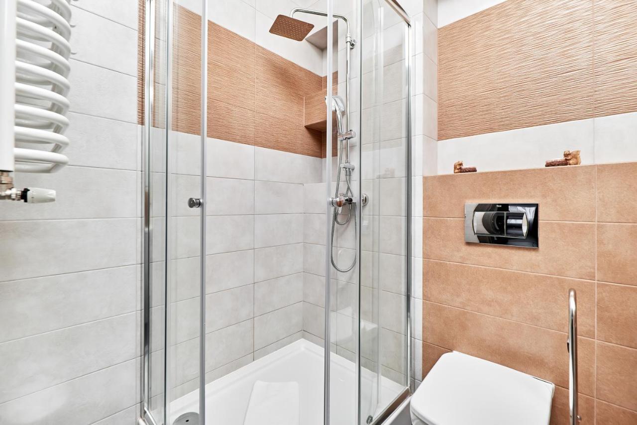Apartment Wroclaw Sikorskiego With Free Garage By Renters Prestige Exterior photo